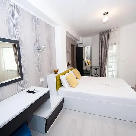 Cittadini 3*